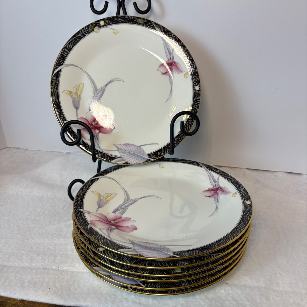 Mikasa Cosmo Bone China Salad Plates Set of 6 Floral Gold Trim CAE02 Japan